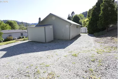 22282 Tiller Trail Hwy, Days Creek, OR 97429 - Photo 42