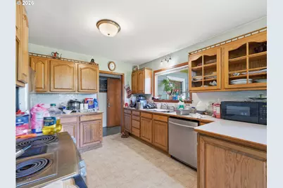 38230 Highway 30, Astoria, OR 97103 - Photo 18