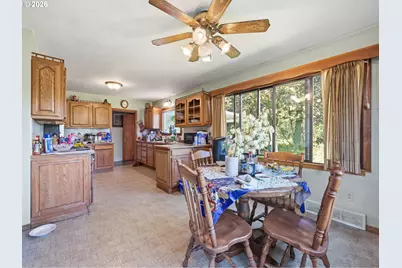 38230 Highway 30, Astoria, OR 97103 - Photo 16