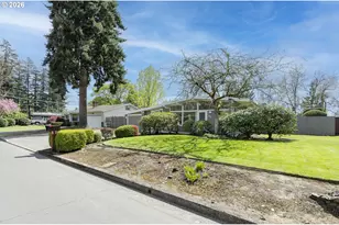 38 Kingsbury, Eugene, OR 97404 - Photo 2