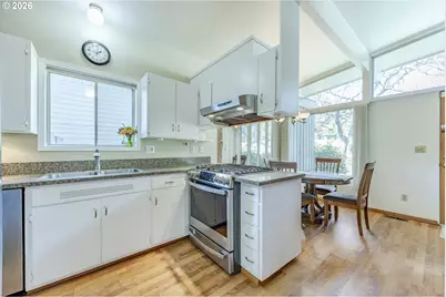 38 Kingsbury, Eugene, OR 97404 - Photo 6