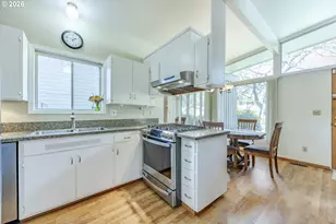 38 Kingsbury, Eugene, OR 97404 - Photo 6