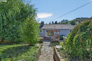 727 E 20th St, The Dalles, OR 97058 - Photo 30