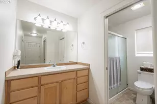 621 Jasmine Cir, Independence, OR 97351 - Photo 18