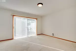 13801 NW 10th Ct, Vancouver, WA 98685 - Photo 8