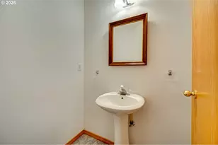 13801 NW 10th Ct, Vancouver, WA 98685 - Photo 14