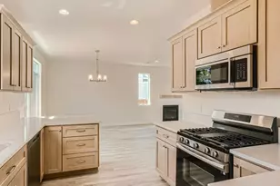 9342 Hallelujah Dr NE, Salem, OR 97305 - Photo 6