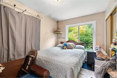 9107 N Van Houten Ave, Portland, OR 97203 - Photo 16