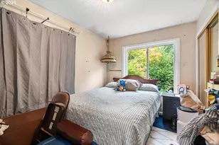 9107 N Van Houten Ave, Portland, OR 97203 - Photo 16