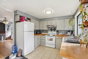 17511 SE Scrutton Ln, Milwaukie, OR 97267 - Photo 14