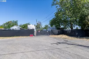 820 Parallel St, Milton-Freewater, OR 97862 - Photo 28