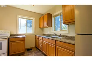 216 Solar St, Helix, OR 97835 - Photo 16