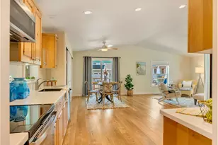 240 11th Ave, Seaside, OR 97138 - Photo 4