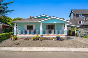 240 11th Ave, Seaside, OR 97138 - Photo 1