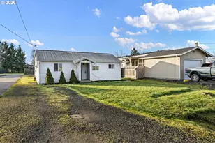 860 Burton St, Harrisburg, OR 97446 - Photo 18