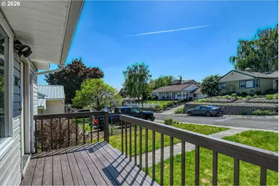 812 NW 11th St, Pendleton, OR 97801 - Photo 4