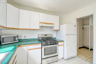 812 NW 11th St, Pendleton, OR 97801 - Photo 12
