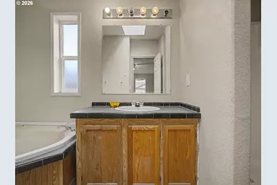 2965 NE 206th Pl, Fairview, OR 97024 - Photo 22