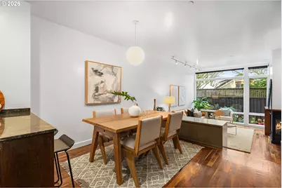 245 SW Meade St #C6, Portland, OR 97201 - Photo 10