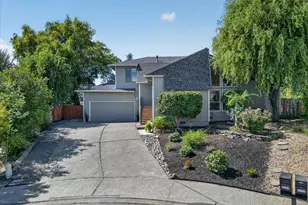 2065 NW Overton Ct, Beaverton, OR 97006 - Photo 2