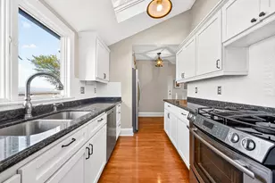 294 NW MacLeay Blvd, Portland, OR 97210 - Photo 14