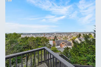 294 NW Macleay Blvd, Portland, OR 97210 - Photo 36