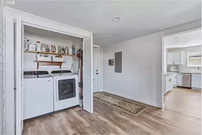 112 S Gold St, Centralia, WA 98531 - Photo 18