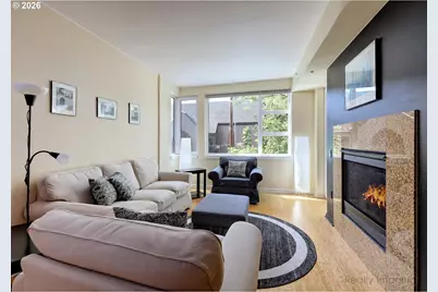 1620 NE Broadway St #228, Portland, OR 97232 - Photo 8