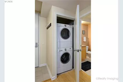 1620 NE Broadway St #228, Portland, OR 97232 - Photo 24