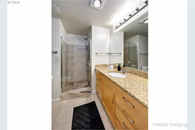 1620 NE Broadway St #228, Portland, OR 97232 - Photo 20