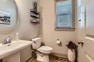 8326 SW Oak St, Portland, OR 97223 - Photo 10