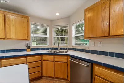 370 SE Anchor Ave, Depoe Bay, OR 97341 - Photo 20