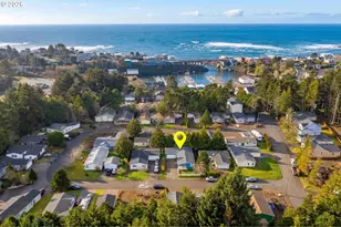 370 SE Anchor Ave, Depoe Bay, OR 97341 - Photo 38