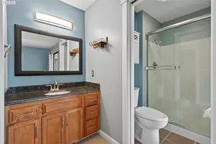 2264 NW Watters St, Roseburg, OR 97471 - Photo 16