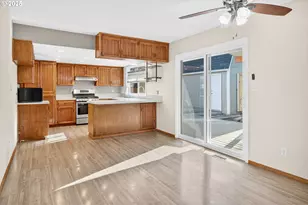 2264 NW Watters St, Roseburg, OR 97471 - Photo 10