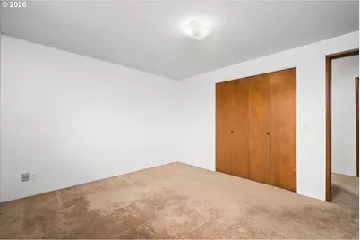 948 V St, Springfield, OR 97477 - Photo 26