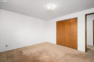 948 V St, Springfield, OR 97477 - Photo 26