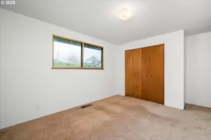 948 V St, Springfield, OR 97477 - Photo 24