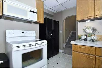 414 W 20th St, Vancouver, WA 98660 - Photo 8