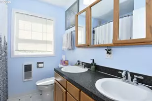 414 W 20th St, Vancouver, WA 98660 - Photo 14