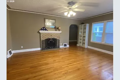 414 W 20th St, Vancouver, WA 98660 - Photo 2