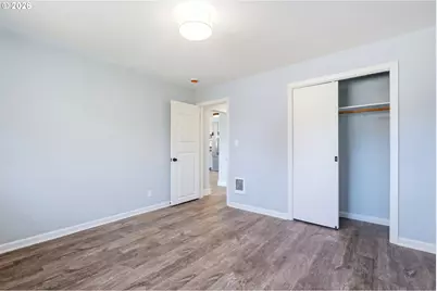 229 19th Ave, Longview, WA 98632 - Photo 14