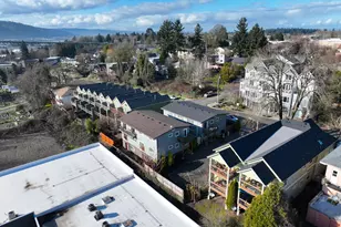 8220 N Edison St, Portland, OR 97203 - Photo 2