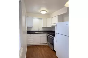 8220 N Edison St, Portland, OR 97203 - Photo 6