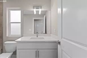 9824 SW 34th Pl, Portland, OR 97219 - Photo 12