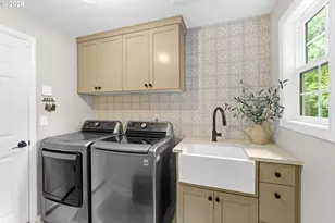 10581 NW Lost Park Dr, Portland, OR 97229 - Photo 22