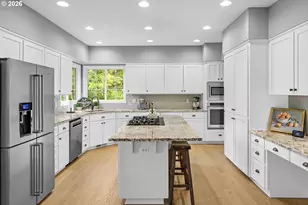 10581 NW Lost Park Dr, Portland, OR 97229 - Photo 14