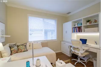 4640 NW Brassie Pl, Portland, OR 97229 - Photo 8