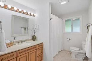 992 South End Rd, Oregon City, OR 97045 - Photo 14