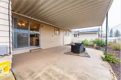1760 Vanderbeck Ln, Woodburn, OR 97071 - Photo 18